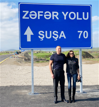 Поездка Президента Ильхама Алиеваи первой леди Мехрибан Алиевой в город Шуша