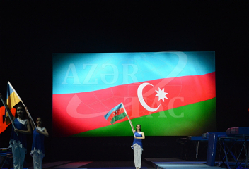 Завершился 35-й чемпионат мира по прыжкам на батуте в Баку