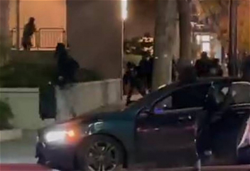 Около 80 воров разграбили торговый центр неподалеку от Сан-Франциско