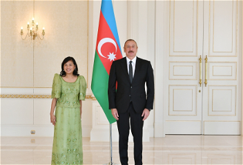 Президент Ильхам Алиев принял верительные грамотыновоназначенного посла Филиппин в нашей стране