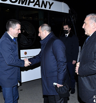 Председатель парламента Монтенегро прибыл в Азербайджан