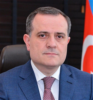 Министр иностранных дел Азербайджана отбыл с рабочим визитом в Австрию