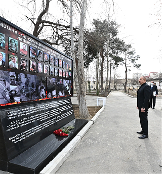 Президент Ильхам Алиев заложил фундамент Гянджинского мемориального комплекса