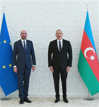 Президент Ильхам Алиев: Между Азербайджаном и Европейским Союзом существует активный диалог в области энергетики, безопасности, транспорта и других сферах
