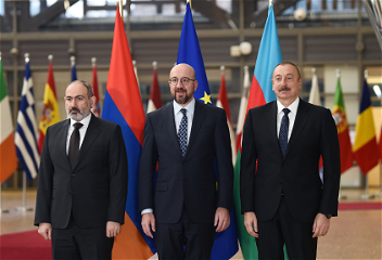 В Брюсселе состоялась встреча Президента Ильхама Алиевас президентом Совета Европейского Союзаи премьер-министром Армении в формате рабочего обеда