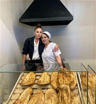 Мехрибан Алиеваподелилась публикациейиз пекарни в селе АгалыЗангиланского района