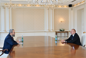 Президент Ильхам Алиев принялбывшего премьер-министра Израиля