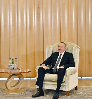 Президент Азербайджана Ильхам Алиев принялпредседателя Сената Пакистана