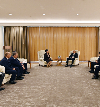 Президент Азербайджана Ильхам Алиев принялпредседателя Сената Узбекистана