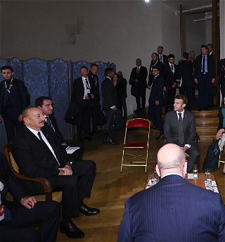 В Праге вновь состоялась встреча Президента Ильхама Алиевас Президентом Франции, президентом Совета Европейского Союзаи премьер-министром Армении