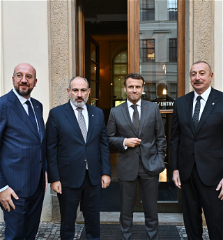 В Праге состоялась встреча Президента Ильхама Алиева с Президентом Франции, президентом Совета Европейского Союза и премьер-министром Армении