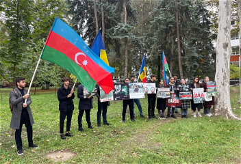 Азербайджанская диаспора в Молдове провела пикет в знак протеста против агрессии Армении