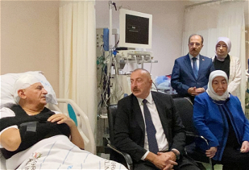 Президент Ильхам Алиев навестил в больницеБинали Йылдырыма, Шамиля Айрыма и телохранителя Огузхана Демирчи, попавших в дорожно-транспортноепроисшествие в нашей стране