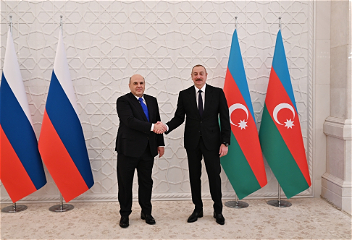 Началась встреча Президента Азербайджана Ильхама Алиева с председателем Правительства России в расширенном составе