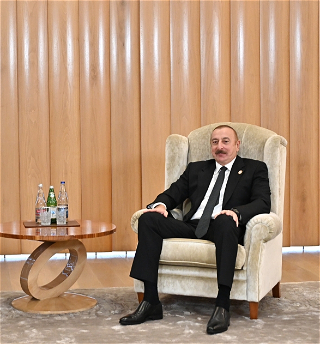 Президент Ильхам Алиев принял первого заместителяпредседателя Партии справедливости и развития Турции