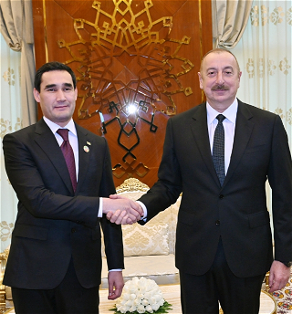 Состоялась встреча Президента Азербайджана Ильхама Алиева с Президентом Туркменистана Сердаром Бердымухамедовым
