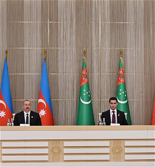 Подписаны документы между Азербайджаном,Турцией и Туркменистаном