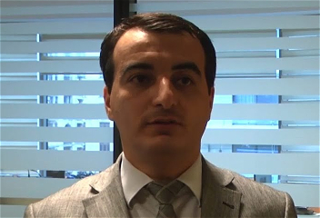 На поводу или на поводке,или на что и на кого рассчитывает Иреван
