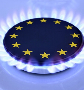 Цена на газ в Европе опускалась ниже 700 долларов за 1 тыс. куб. м