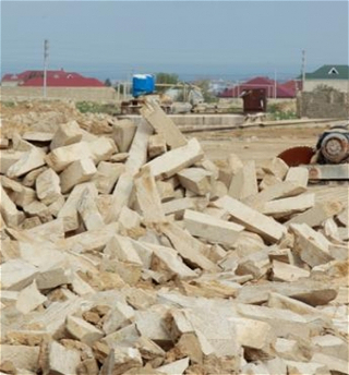 Эльчин Меджидов: Разрешительные документы вручены 47 эксплуататорам карьеров