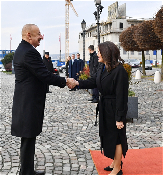 Встреча Президента Азербайджана Ильхама Алиева с ПрезидентомВенгрии Каталин Новак один на один