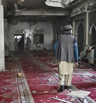 В Пакистане при взрыве погибли не менее 28 человек