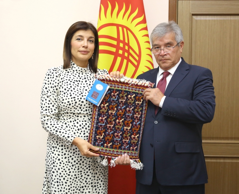 Гюнай Эфендиева встретилась с Государственным секретарем Кыргызстана Суйунбеком Касмамбетовым