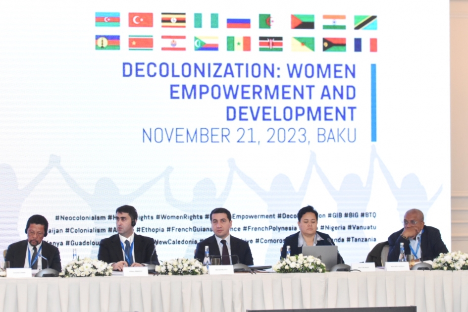В Баку начала работу конференция на тему «Деколонизация: Усиление женщин и развитие»