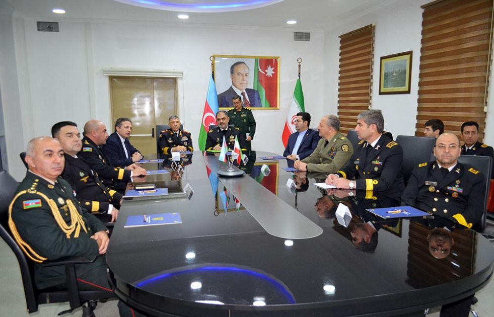 В Баку обсуждены перспективы развития военного сотрудничества между военными моряками Азербайджана и Ирана