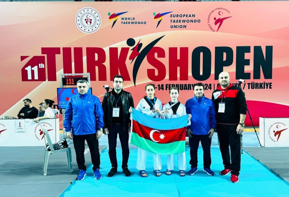 Азербайджанские таэквондисты начали открытый чемпионат Турции с двумя медалями