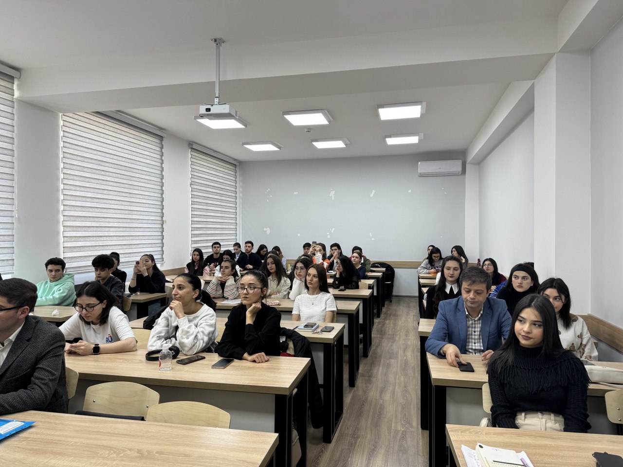 Турецкие профессора провели тренинг для студентов-журналистов БГУ
