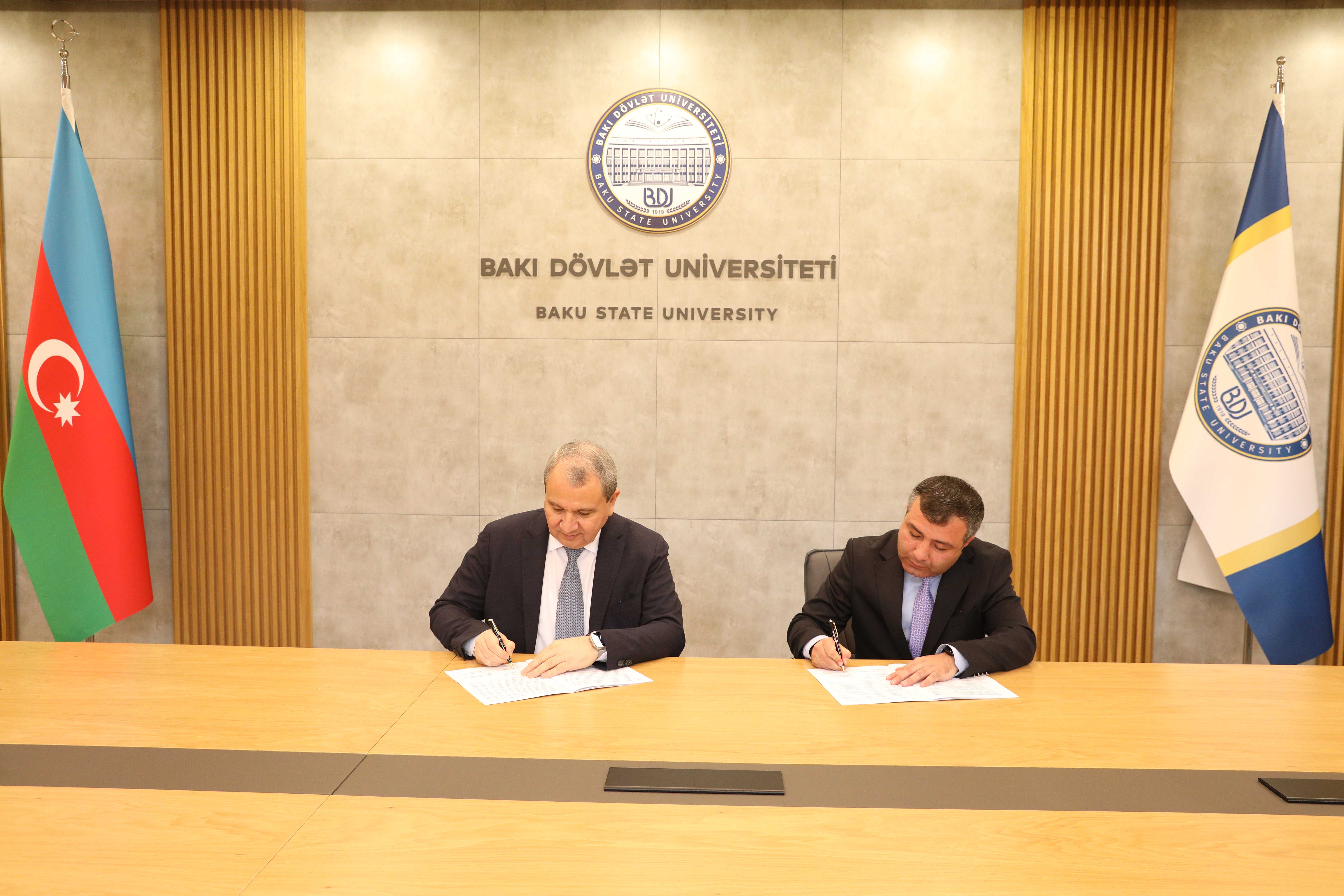 Подписан коллективный договор между БГУ и профкомом вуза