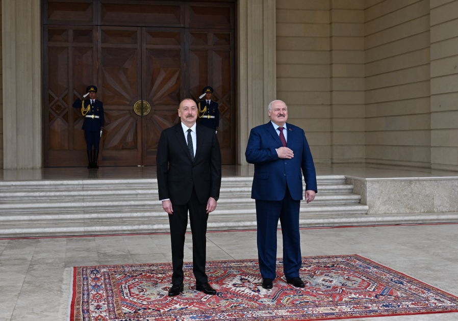 Состоялась церемония официальной встречи Президента Беларуси Александра Лукашенко