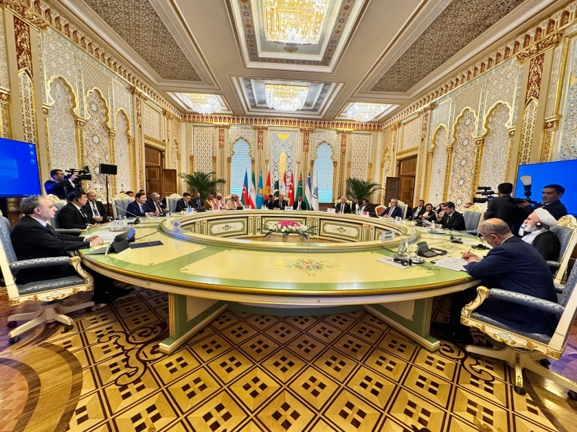 Генеральный прокурор Азербайджана совершает рабочий визит в Душанбе