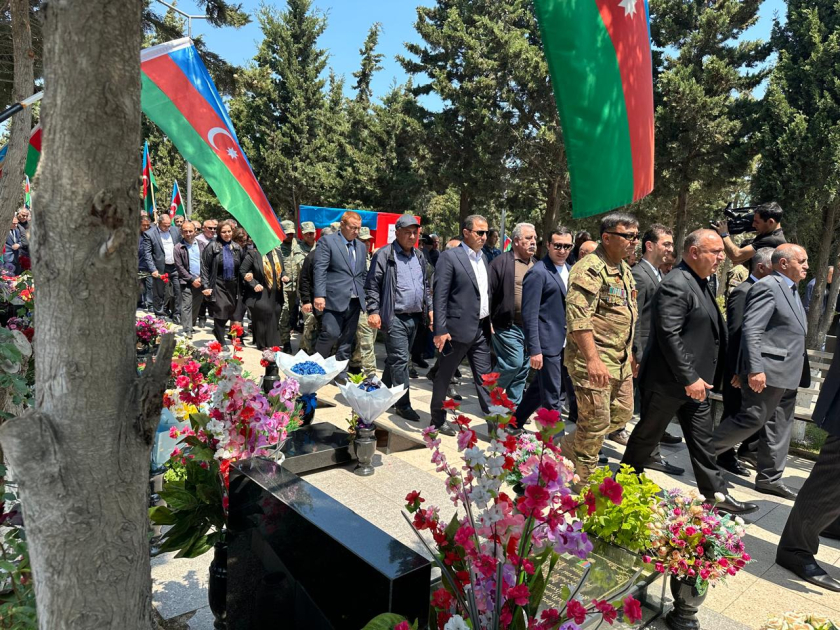 Шехид Первой Карабахской войны Джавид Алекберов похоронен в Сумгайыте