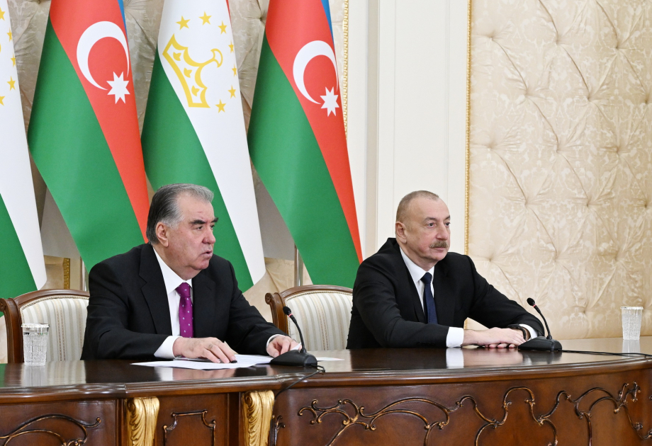Эмомали Рахмон: Мы с оптимизмом смотрим на перспективу развития таджикско-азербайджанских взаимоотношений