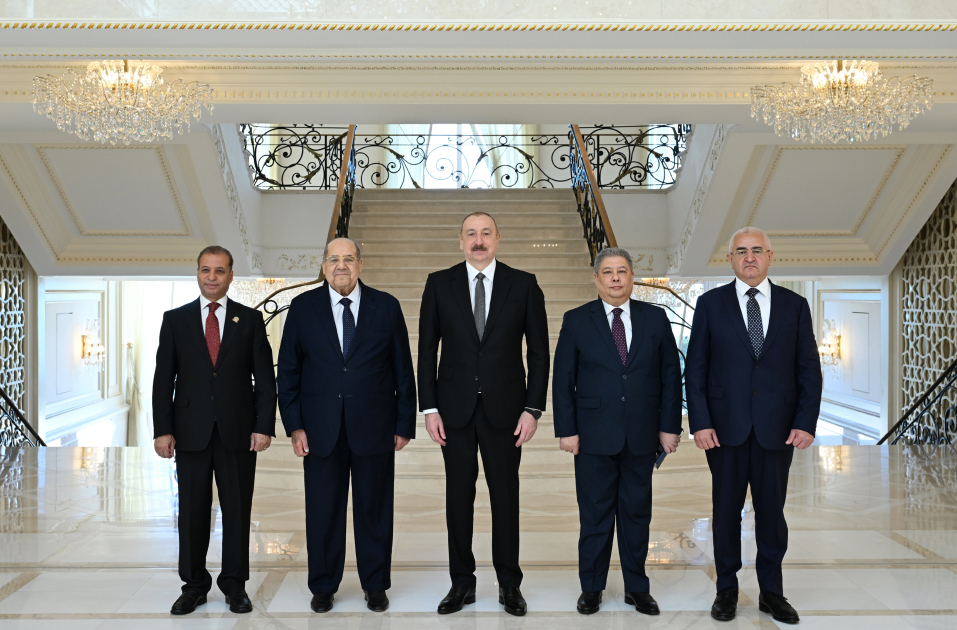 Президент Ильхам Алиев принял председателя Сената Египта