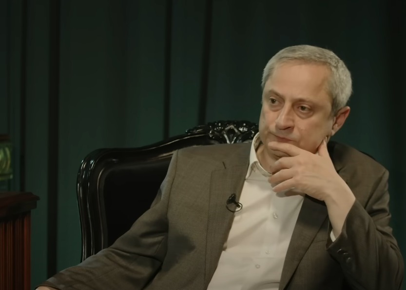 Под прицелом «демократии»