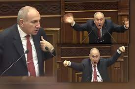 Преданность и предательство