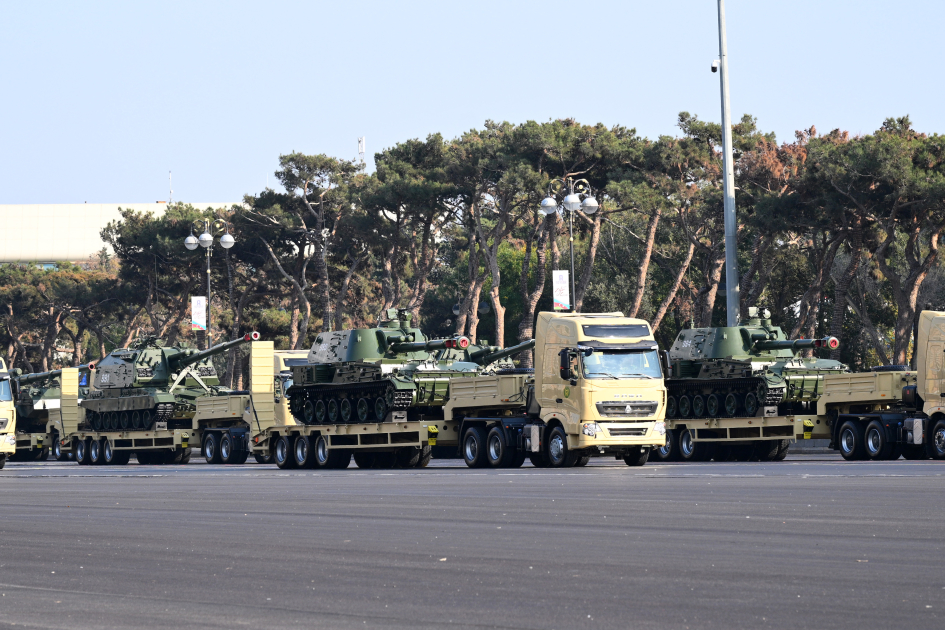 Военный парад в Баку