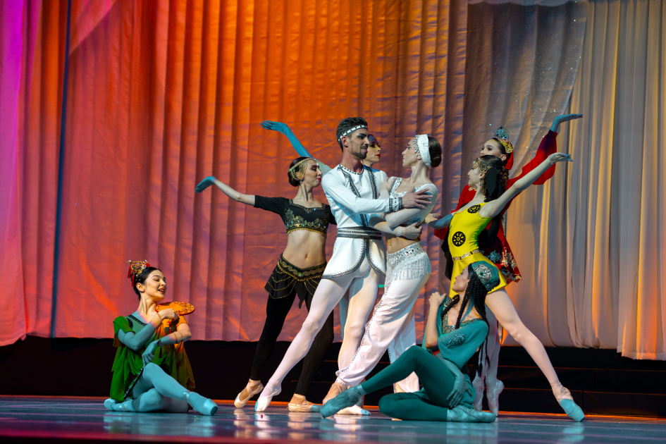 Легенда вновь на сцене

