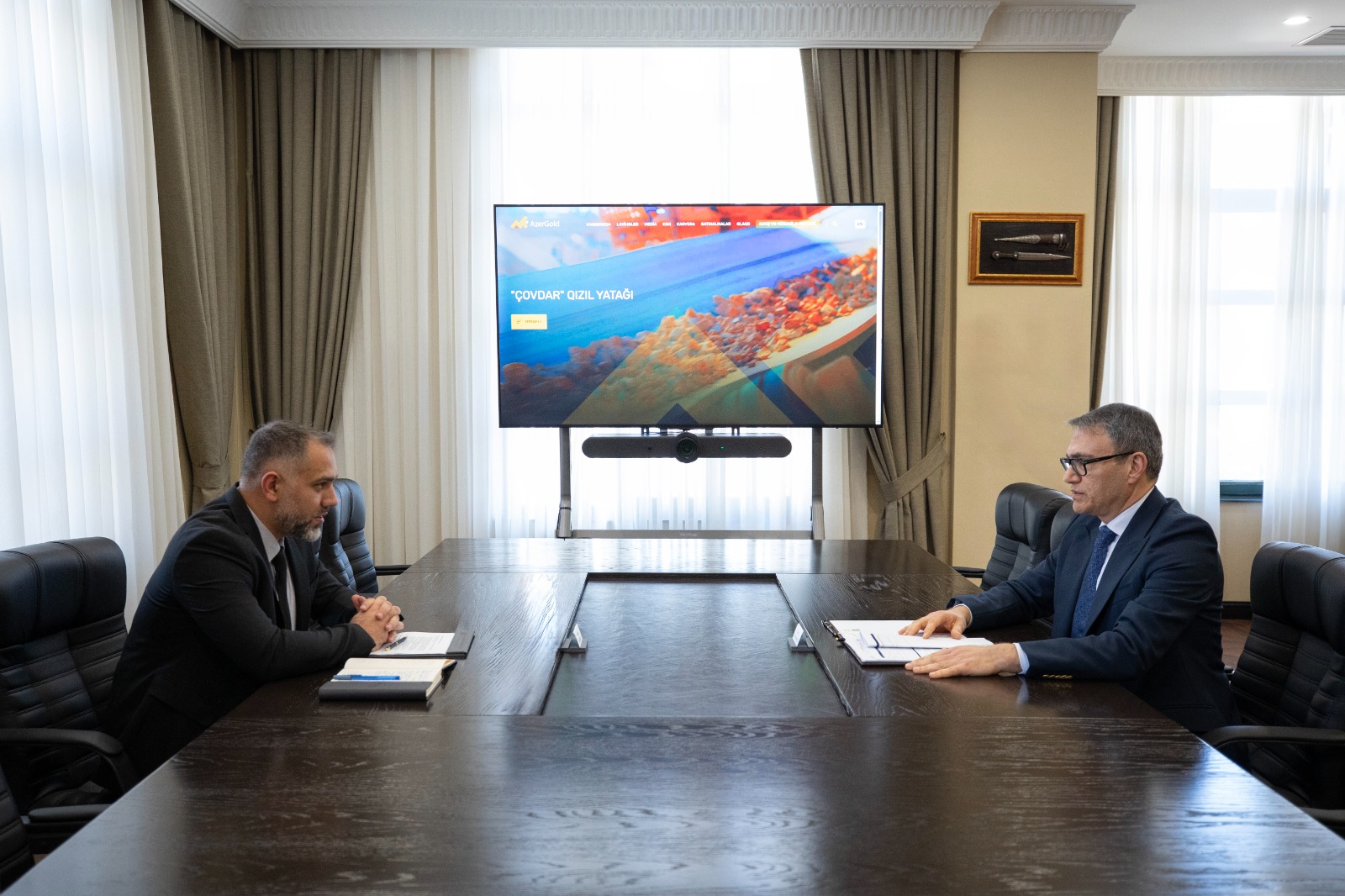 Формируется новое поколение лидеров