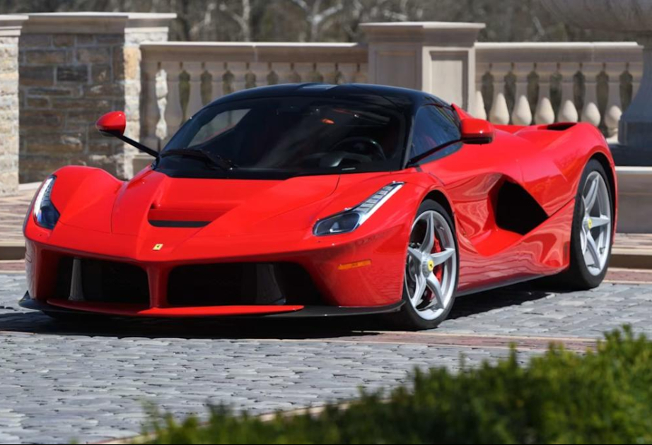 Ferrari планирует достичь прибыли в 9 млрд евро