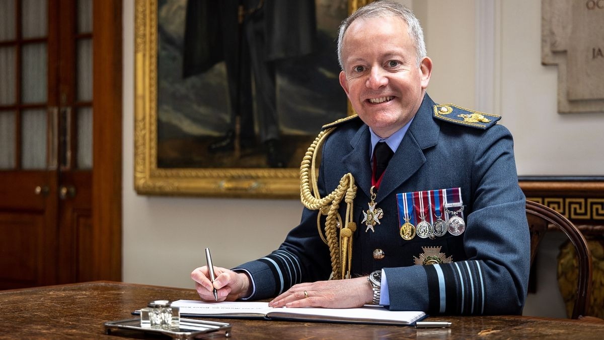 Великобритания готовится к войне