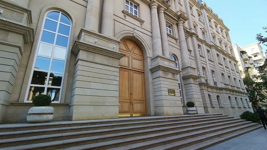 Сверхплановые доходы и экономия расходов