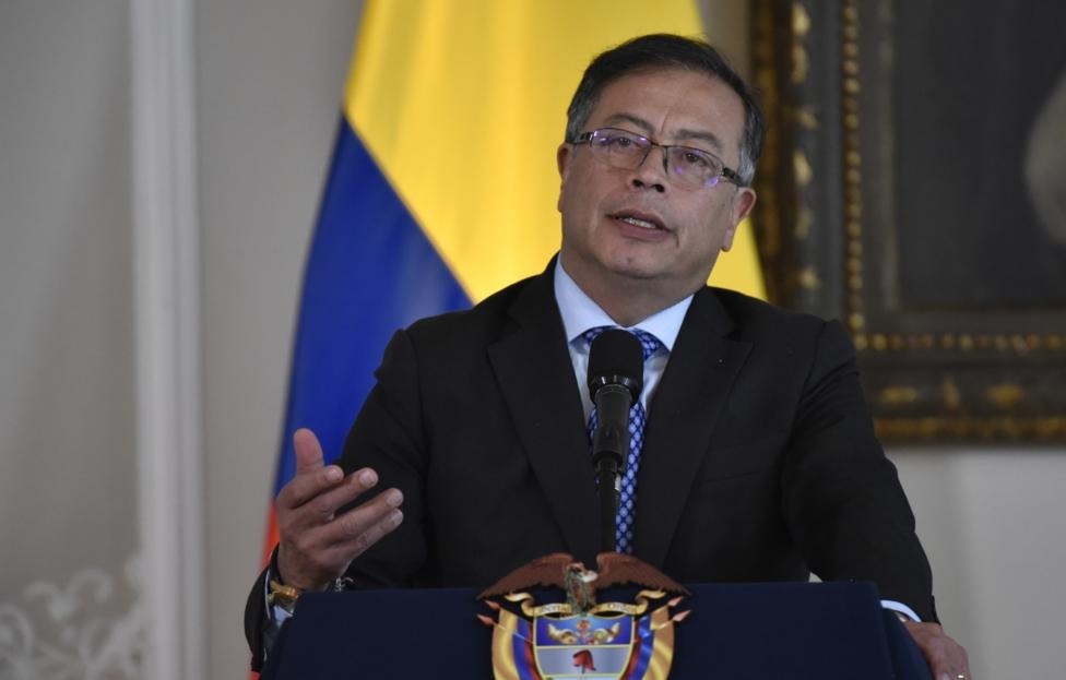 Нефть в обмен на земли