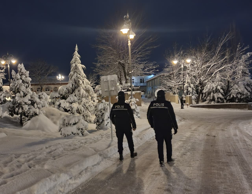 МВД: Сотрудники полиции в связи с погодными условиями несут непрерывную службу