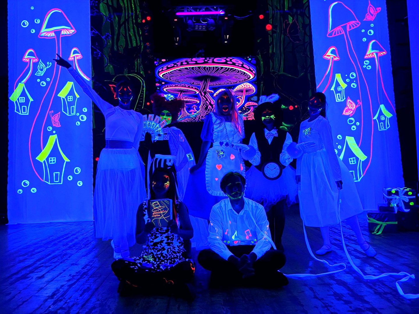 Алиса в Стране чудес