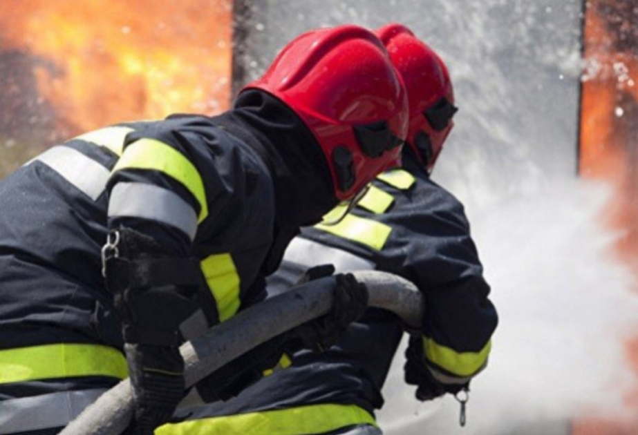 В жилом доме в Абшероне произошел пожар, эвакуированы 25 человек