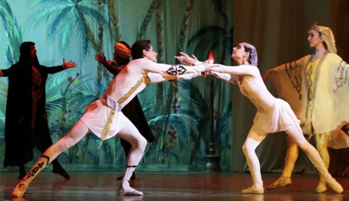 От восточных сюжетов до рыцарских подвигов